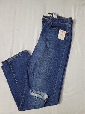 Levi's Womens Straight Leg Jeans NWT